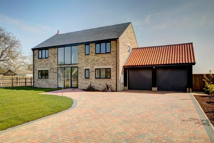 4 Bedroom Detached House For Sale In Millfield Lane, Wilburton, Ely, CB6