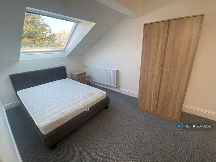 1 Bedroom Flat To Rent In Spa Villas, Gloucester, GL1