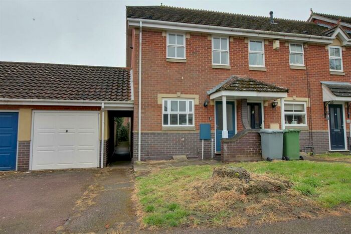 2 Bedroom End Of Terrace House To Rent In Parliament Court, Thorpe St Andrew, Norwich, NR7
