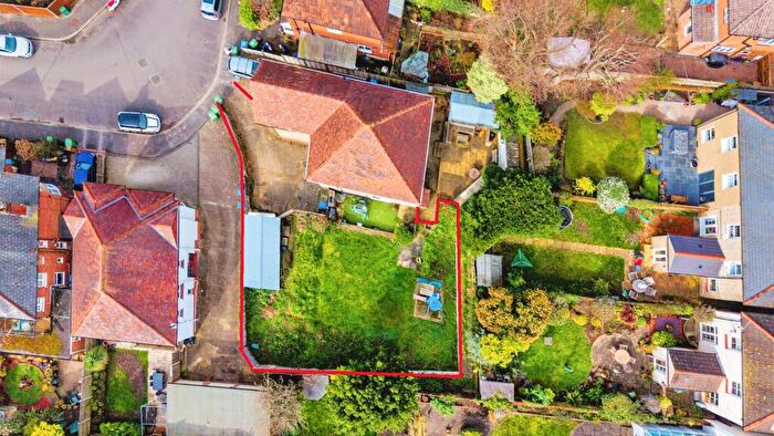 2 Bedroom House For Sale In Eastbourne Avenue, Southampton, SO15