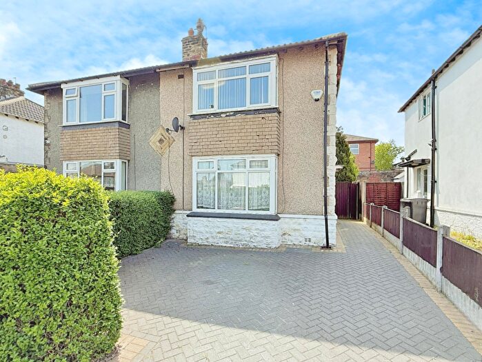 2 Bedroom Semi-Detached House For Sale In Moorland Road, Pudsey, LS28