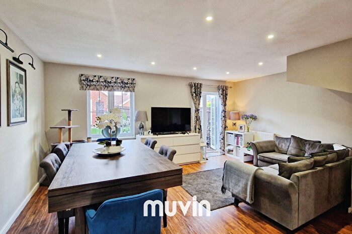 3 Bedroom Terraced House For Sale In Clarendon Road, Little Canfield, CM6