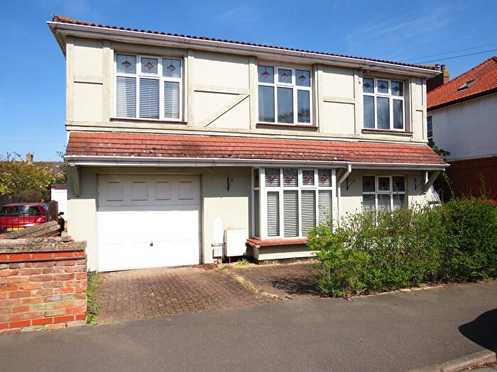 4 Bedroom Detached House For Sale In Norwood Avenue, March, PE15