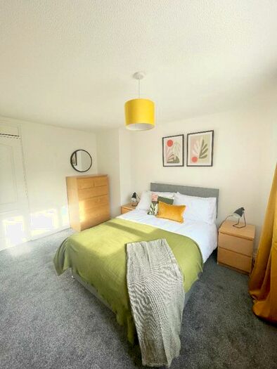 1 Bedroom Flat To Rent In Inveresk Street, Greenfield, Glasgow, G32