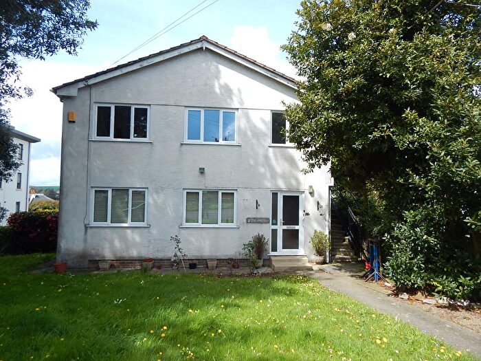 3 Bedroom Flat To Rent In St Marychurch Road, Torquay, TQ1
