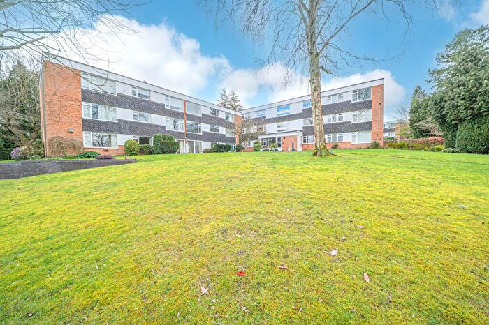2 Bedroom Apartment For Sale In White House Green, Solihull, B91