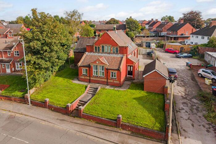 3 Bedroom Detached House For Sale In Runcorn Road, Barnton, CW8