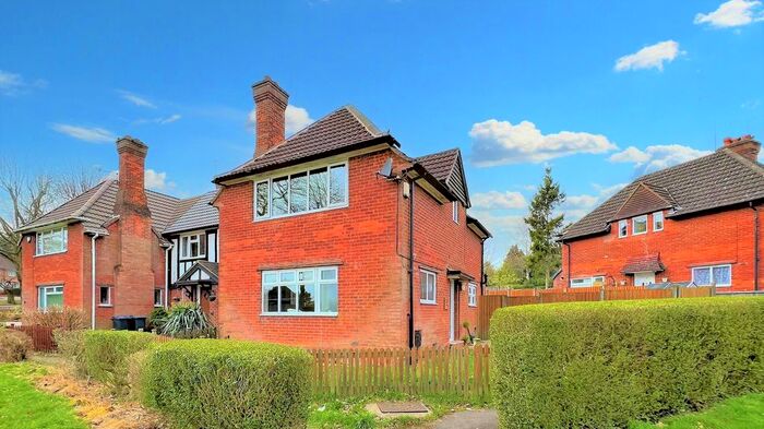 3 Bedroom Semi-Detached House To Rent In Castle Road, Selly Oak, Birmingham, B29