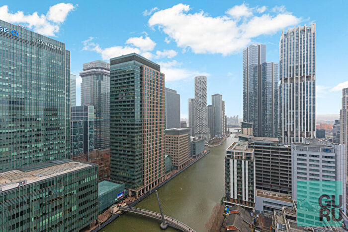 2 Bedroom Apartment To Rent In The Wardian, London, E14