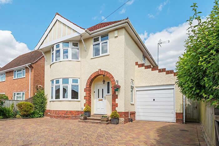 4 Bedroom Detached House For Sale In Whitmore Road, Taunton, TA2