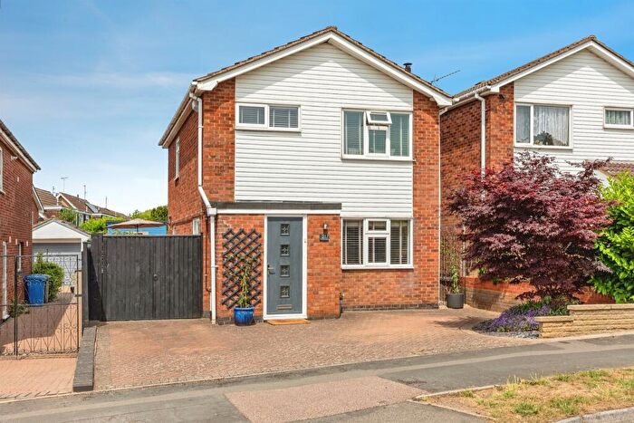 3 Bedroom Detached House For Sale In St. Johns Road, Kettering, NN15