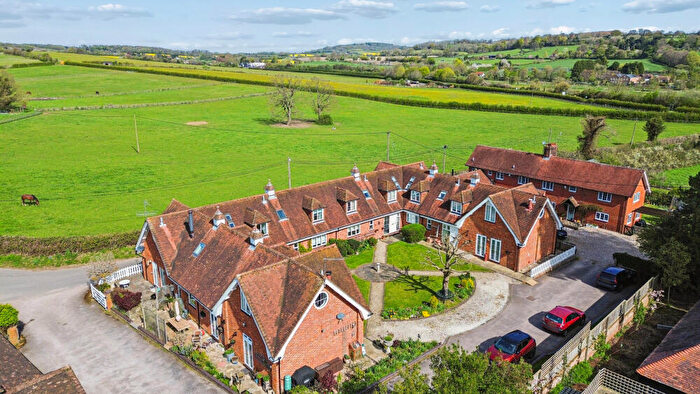 3 Bedroom Barn Conversion To Rent In Rothschild Court, Hamberlins Lane, Berkhamsted, HP4