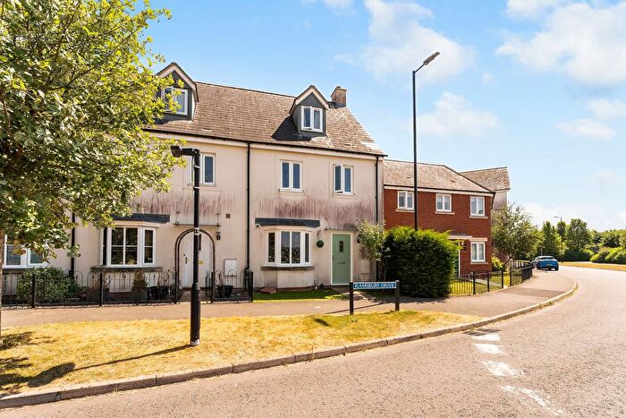 4 Bedroom End Terrace House For Sale In Ramsbury Drive, Old Sarum, SP4