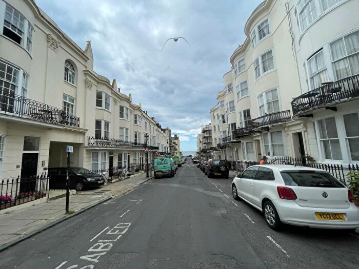1 Bedroom Flat To Rent In Waterloo Street, Hove, East Sussex, BN3