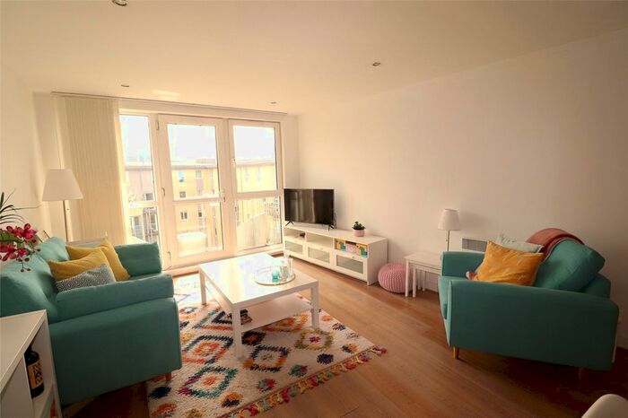 2 Bedroom Flat To Rent In Hall Street, Birmingham, B18