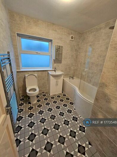 2 Bedroom Flat To Rent In Manor Road, Wallasey, CH44