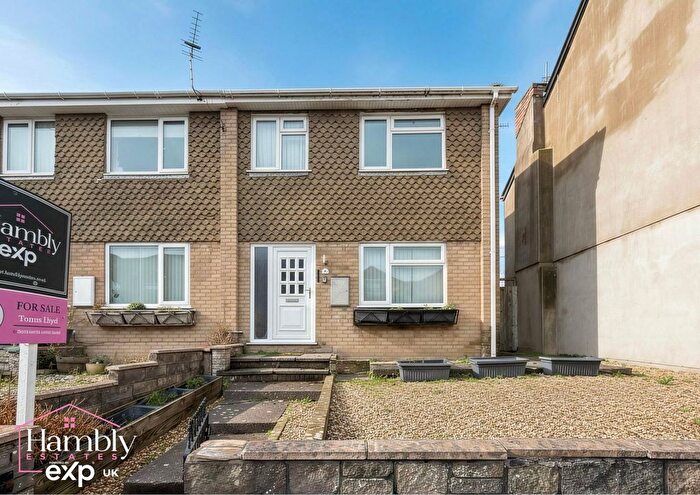 3 Bedroom End Terrace House For Sale In Jenkin Street, Barry, CF63