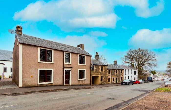 2 Bedroom Flat To Rent In Polnoon Street, Eaglesham, East Renfrewshire, G76