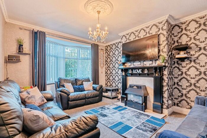 2 Bedroom End Terrace House For Sale In Montrose Street, Brierfield, Nelson, Lancashire, BB9