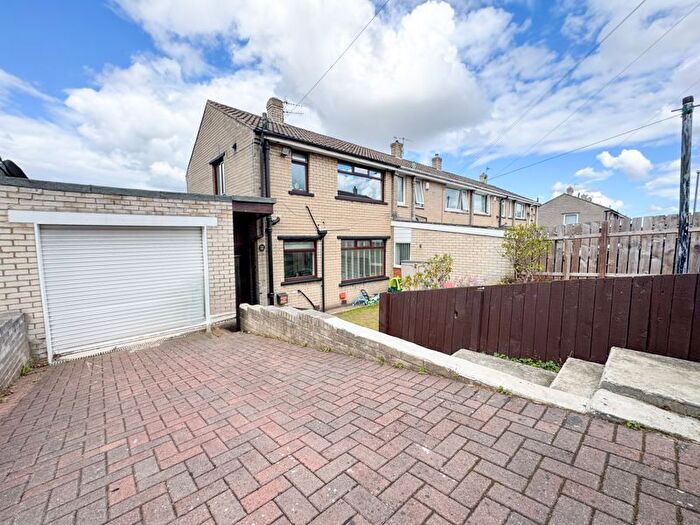 2 Bedroom Terraced House For Sale In Briar Close, Blaydon, NE21