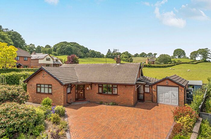 3 Bedroom Bungalow For Sale In Ffordd Newydd, Bettws Cedewain, Newtown, Powys, SY16