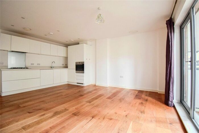 2 Bedroom Flat To Rent In Glenalmond Avenue, Cyan Building, Cambridge, CB2