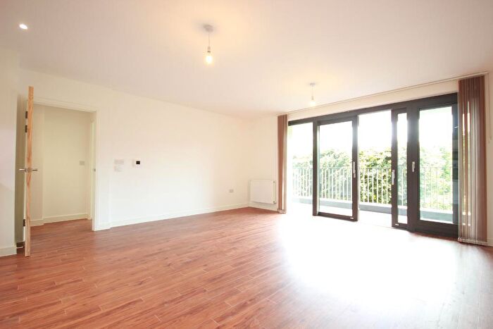 2 Bedroom Flat To Rent In Bramwell Way, Pontoon Dock, London, E16