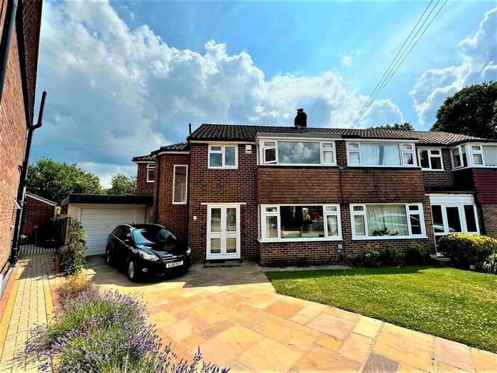 4 Bedroom Property To Rent In Fairoak Close, Petts Wood, Orpington, BR5