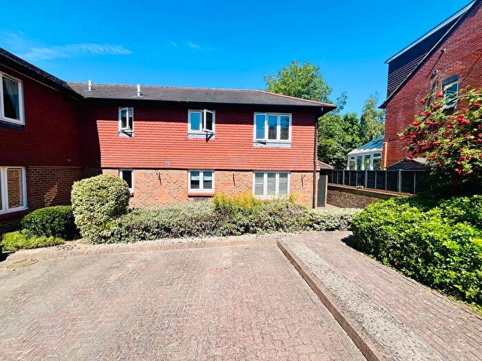 1 Bedroom Flat To Rent In Shakespeare Way, Warfield, Bracknell, RG42