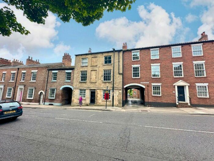 1 Bedroom Flat For Sale In B High Street, Knaresborough, North Yorkshire, HG5
