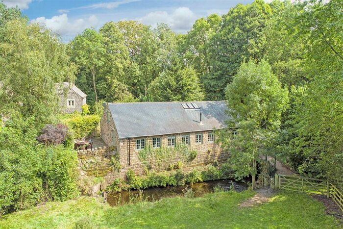 3 Bedroom House For Sale In Mill Lane, Hathersage, Hope Valley, S32