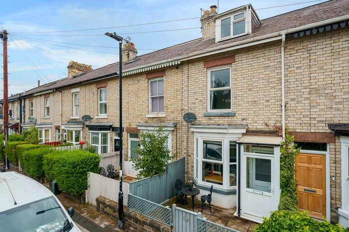 3 Bedroom Terraced House To Rent In Chatsworth Place, Harrogate, HG1