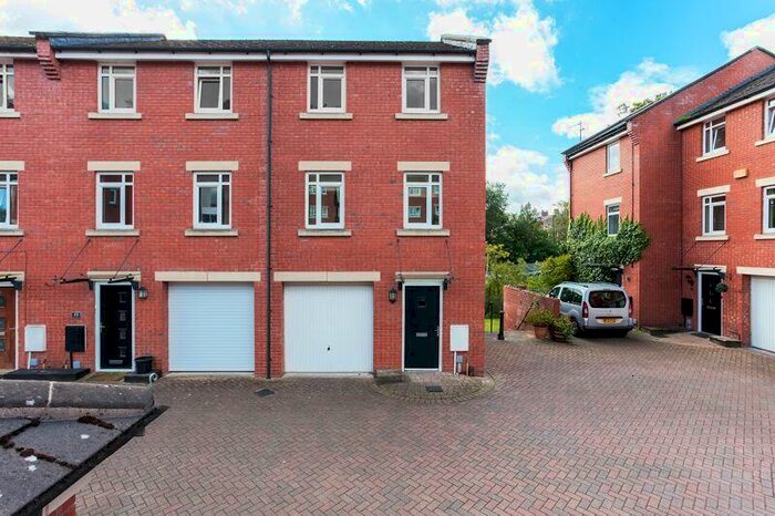 3 Bedroom Town House To Rent In Mill Green, Congleton, CW12