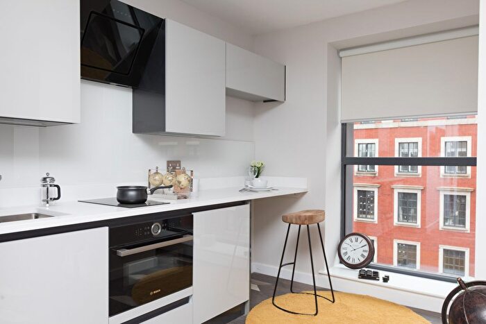 1 Bedroom Flat To Rent In Granby Row, Manchester, M1