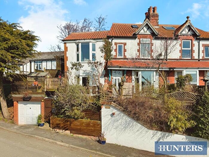 3 Bedroom End Of Terrace House For Sale In Mount View, Muston, Filey, YO14