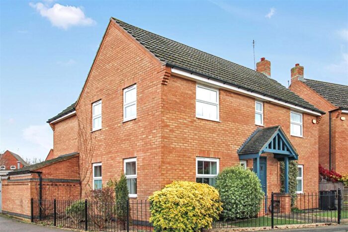 4 Bedroom Detached House To Rent In Goulsbra Road, Rushden, NN10