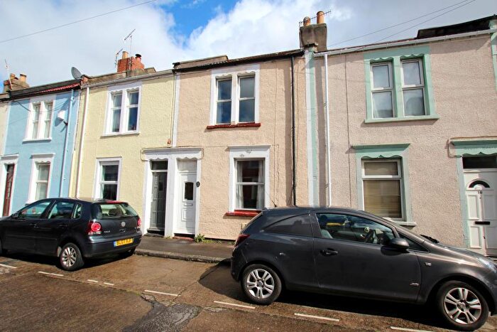 2 Bedroom Terraced House To Rent In Exmoor Street - Southville, BS3