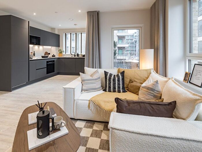 2 Bedroom Flat For Sale In St Ann's Road, London, N15