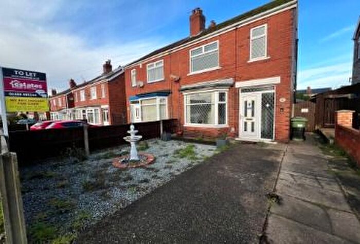 3 Bedroom Semi-Detached House To Rent In Reginald Road, Scunthorpe, DN15