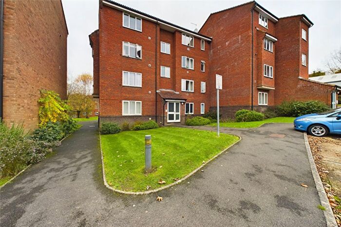 Garage / Parking To Rent In St. Leonards Park, East Grinstead, West Sussex, RH19