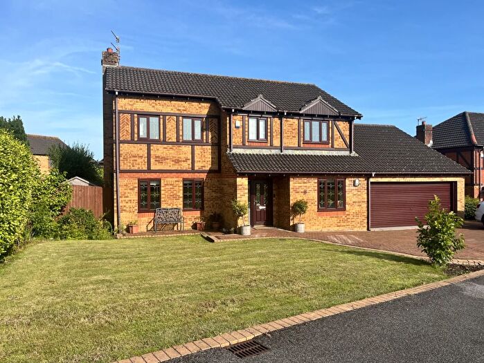 4 Bedroom Detached House For Sale In Eglwys Nunnydd, Port Talbot, SA13
