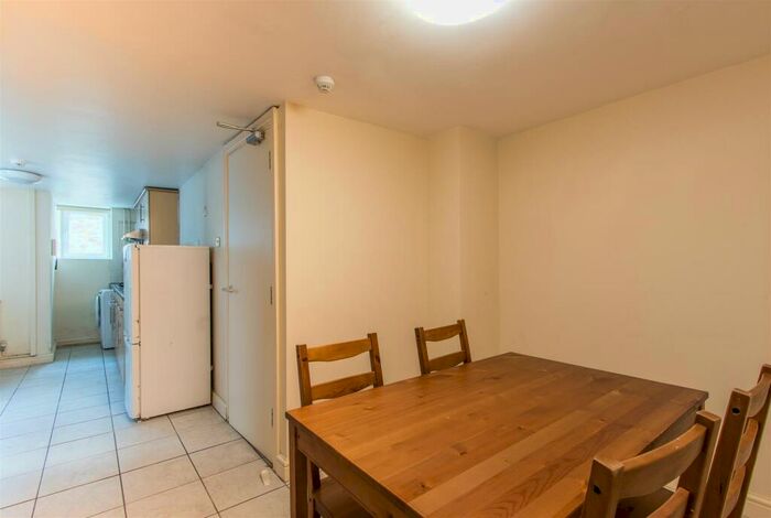 1 Bedroom Private Hall To Rent In Newport Road, Roath, CF24