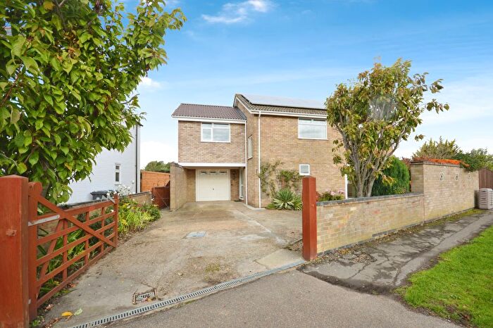 4 Bedroom Property To Rent In Cottenham Road, Cambridge, CB24