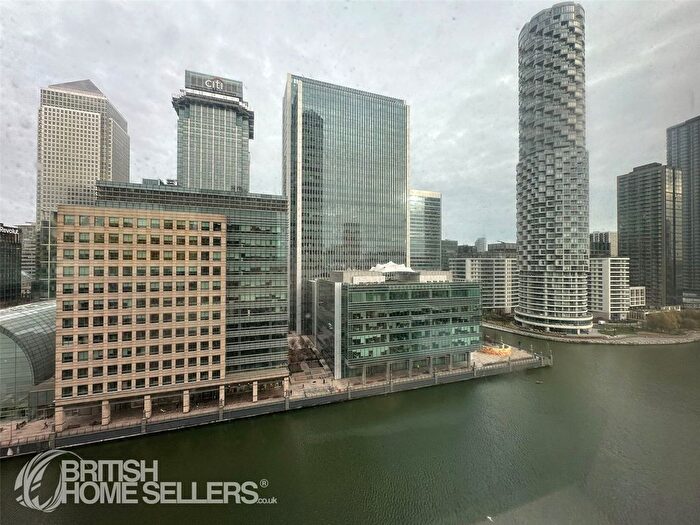 1 Bedroom Flat For Sale In South Quay Square, London, E14