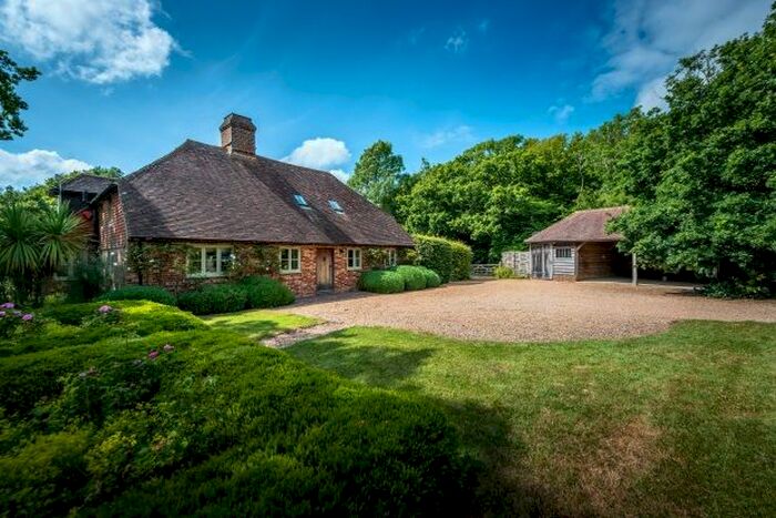 4 Bedroom Detached House To Rent In Tillingham Lane, Peasmarsh, Rye, TN31