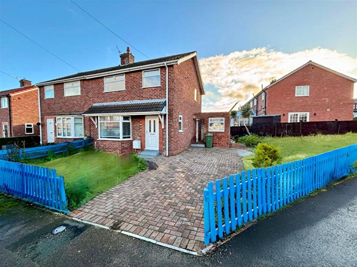 3 Bedroom Semi Detached House For Sale In Emmerson Square, Thornley, Durham, DH6