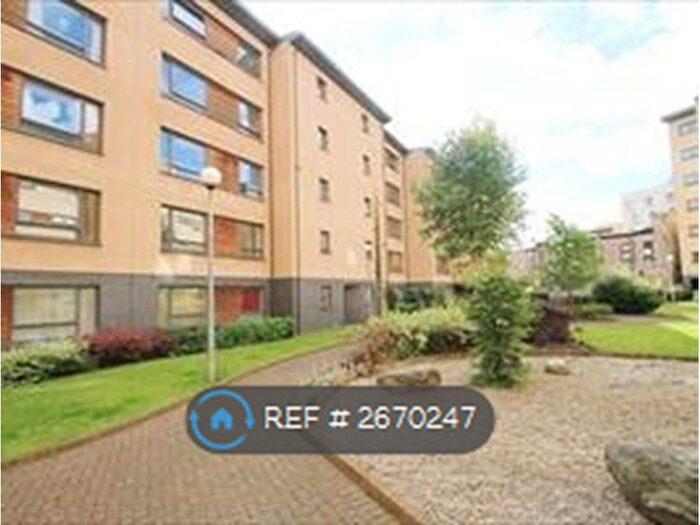 2 Bedroom Flat To Rent In Charlotte Street, Glasgow, G1