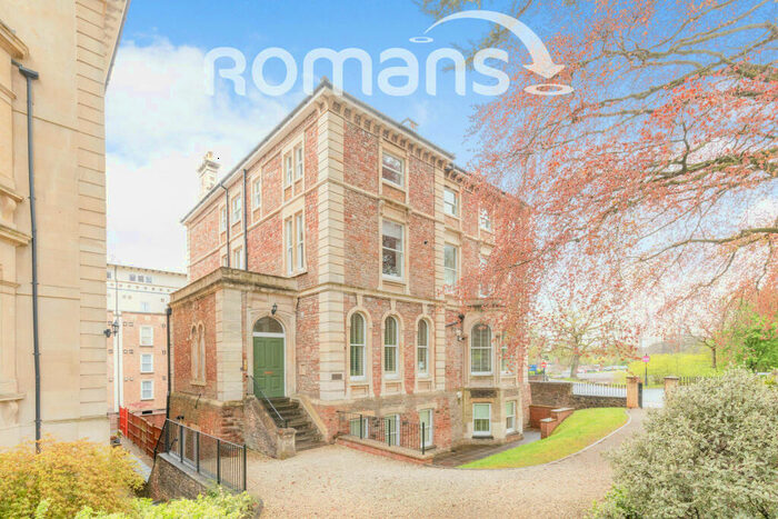 2 Bedroom Apartment To Rent In The Avenue, BS8