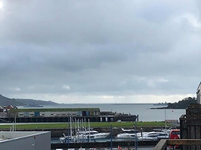 2 Bedroom Apartment To Rent In Brittany Street, Millbay, PL1