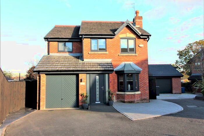 3 Bedroom Detached House To Rent In Linden Crescent, Bury, BL8